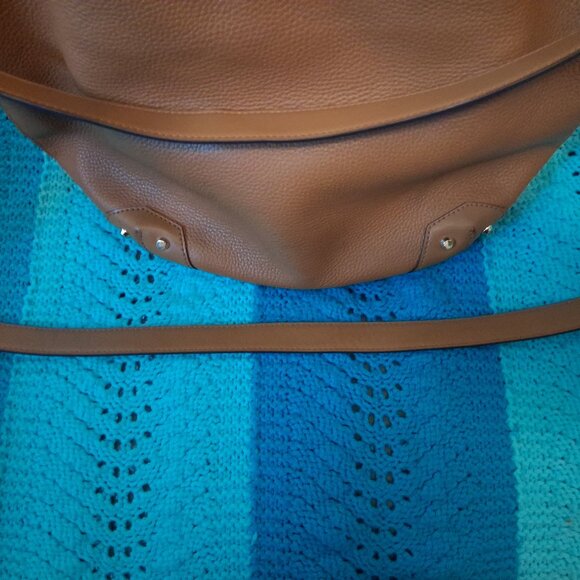 Michael Kors Large Alanis Soft Pebbled Leather Shoulder Bag - Picture 9 of 16